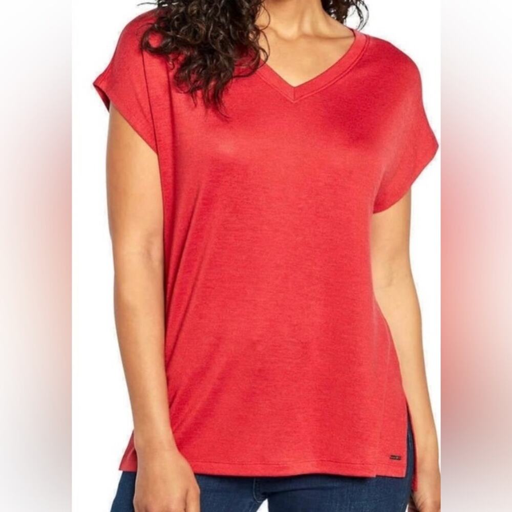 Orvis hi/lo super soft V-neck T-shirt Women's L